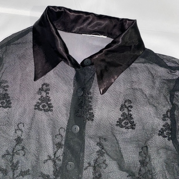 See-Thru Long Sleeve Floral Embroidered Cropped Button Down Shirt - Picture 7 of 11